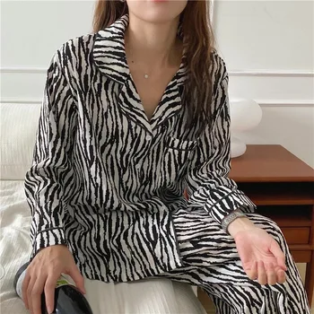 Mados 2021 Moterų Pižama Nustatyti Pjs naktiniai drabužiai Atsitiktinis Turn-žemyn Apykaklės ilgomis Rankovėmis Viršūnes + Ilgas Kelnes 2 dalių Kostiumą Sleepwear Pajama