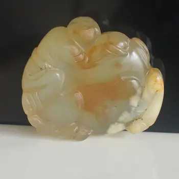 Kinijos old jade kūdikių galvijų gabalas